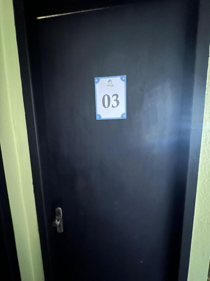Hostel Sattva ปาราตี ภายนอก รูปภาพ